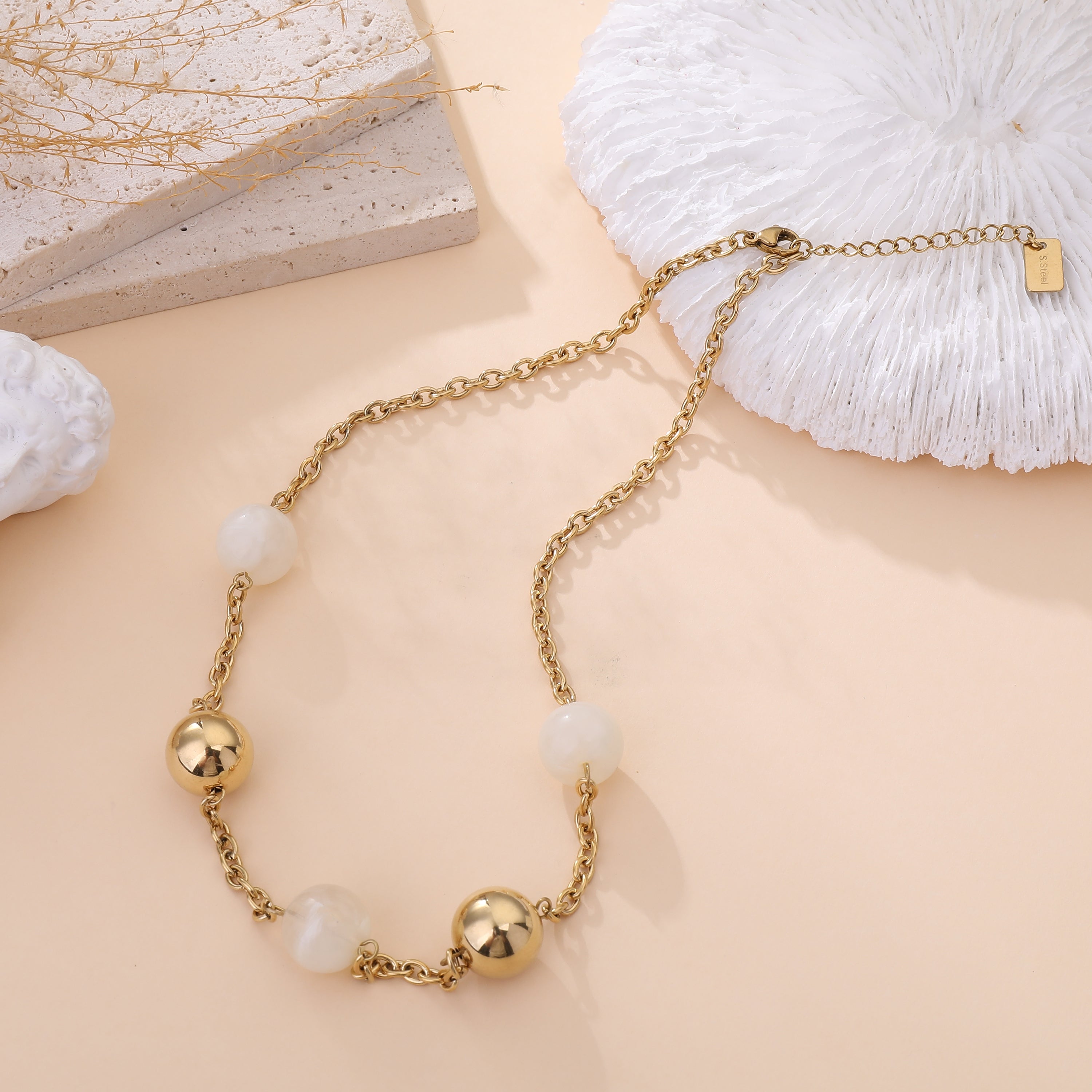 Collier