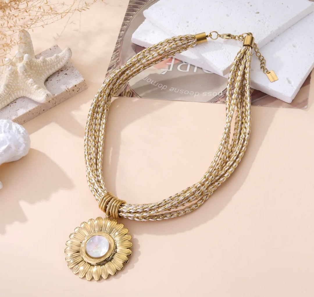 Collier